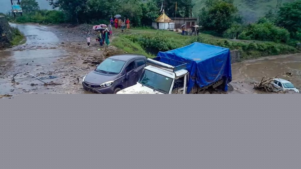 Flash flood sweeps away couple in Udhampur village