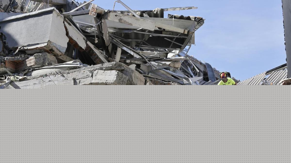 Colombia quake toll tops 250 as rescue search continues