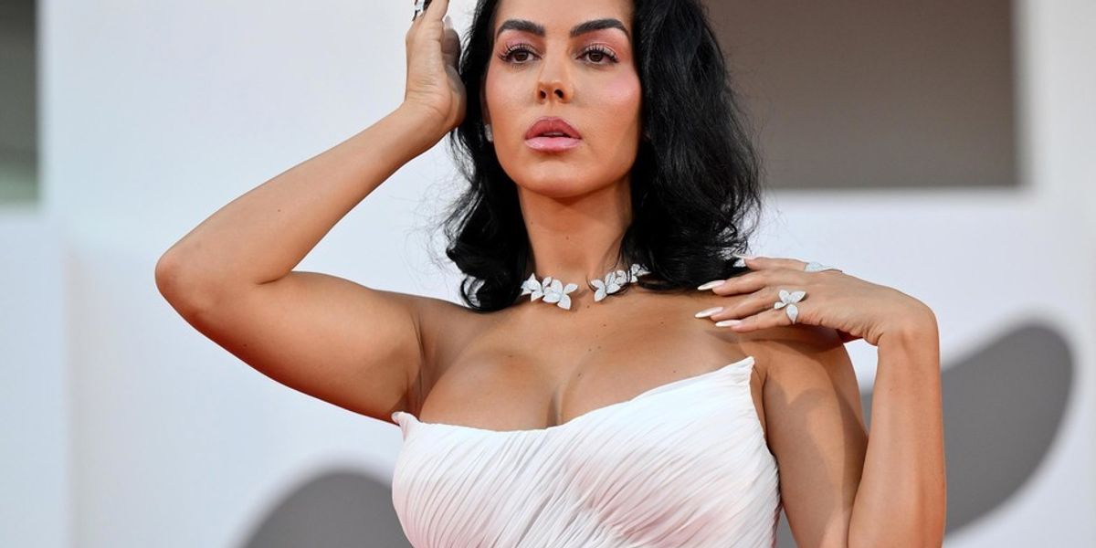 Nga shitëse në dyqanin e 'Gucci'-t në 70 milionë ndjekës: Kush është gruaja e Cristiano Ronaldos - Georgina Rodriguez?