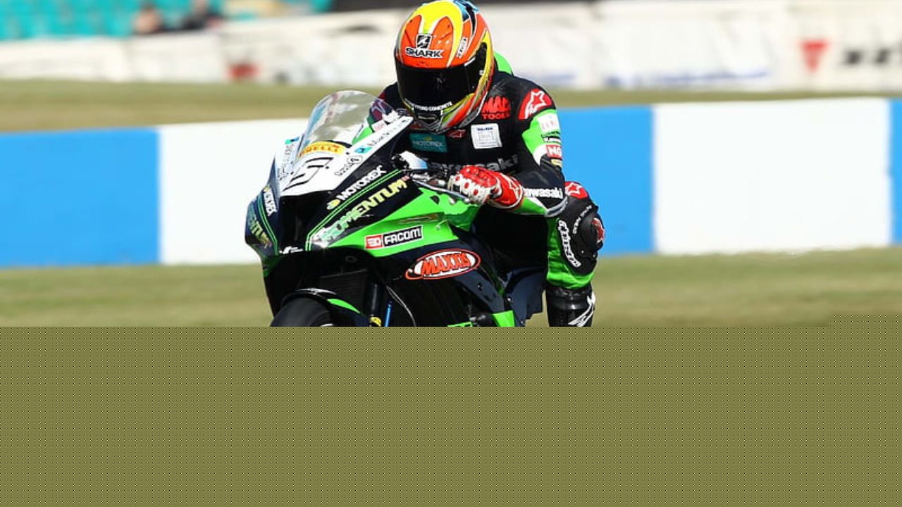 Now ride your dream bike ‘Kawasaki Ninja 300’ at a price you never thought of; Hurry up before offer ends