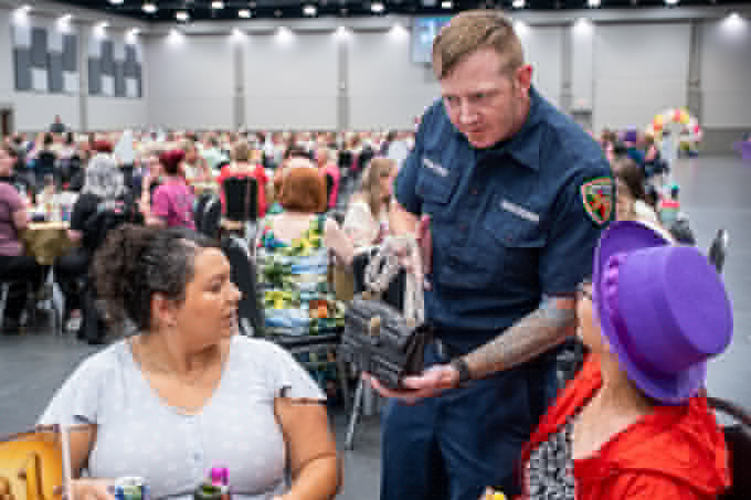 Bingo players win bags, bling and more at Northeast Texas Habitat for Humanity fundraiser