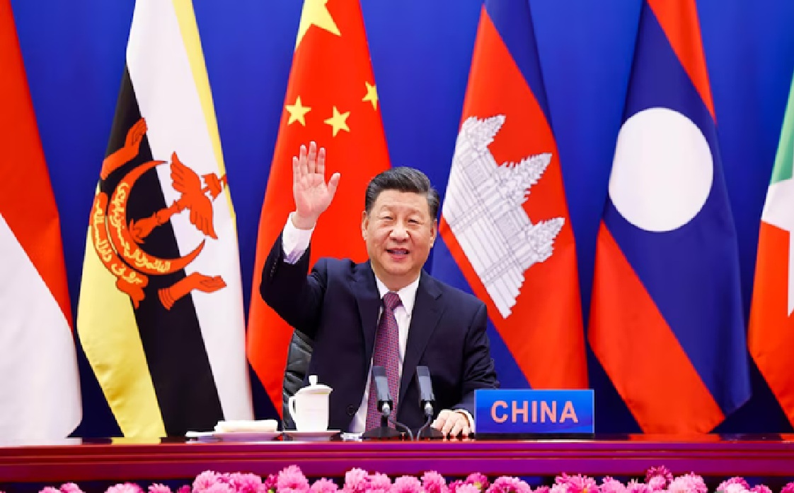 Cum își extinde China influența în Asia Centrală prin coridoare comerciale, legături feroviare, resurse de materii prime și cooperare în educație și agricultură