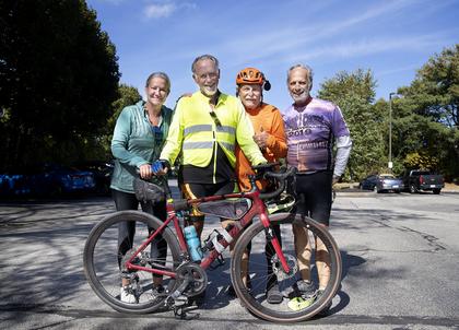 Cyclists finish cross-country trek to Portland, 2 months and 4,100 miles later