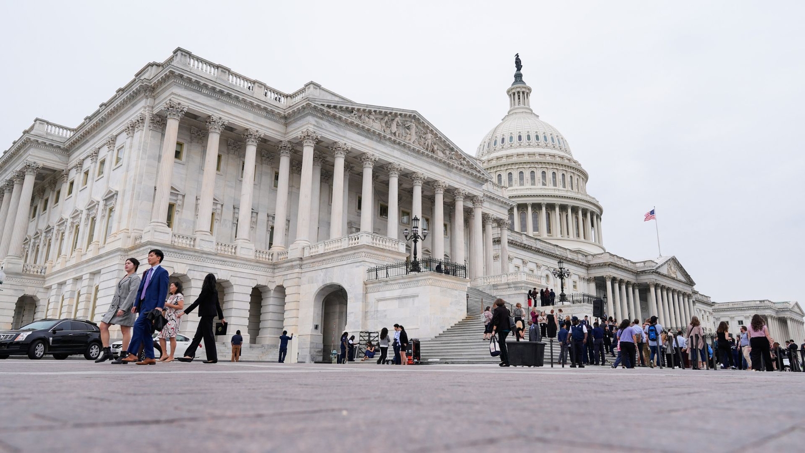 Democrats vote down GOP funding bill, putting government on path to shutdown