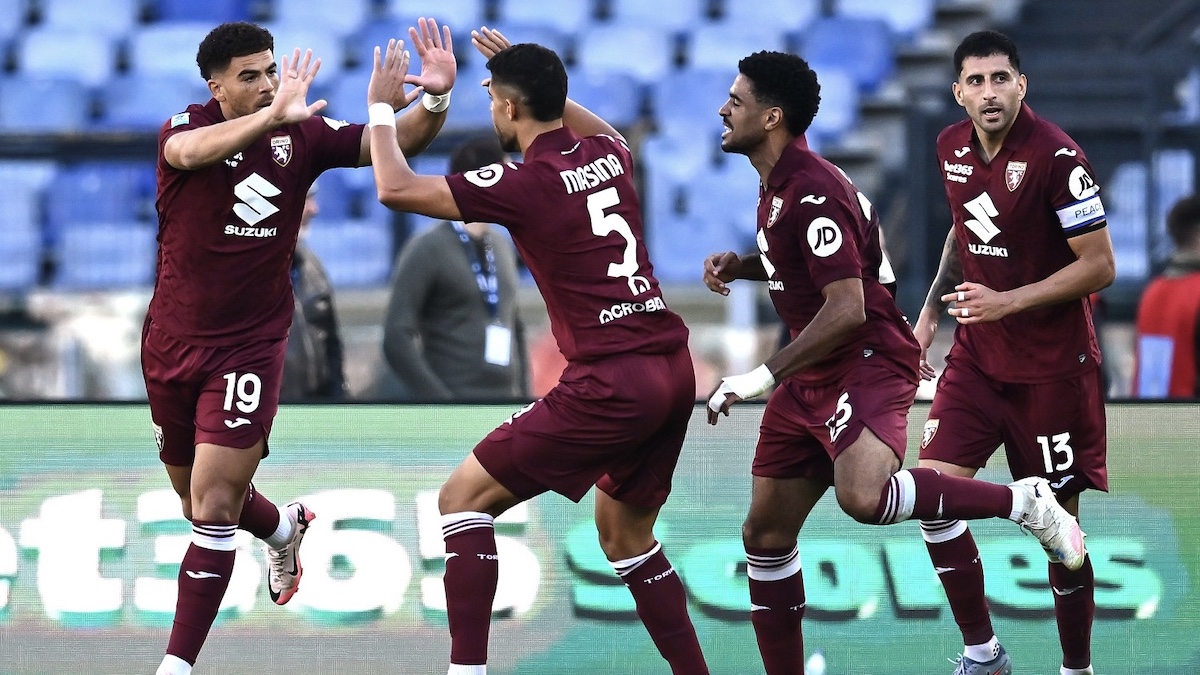 Risultati Serie A, pomeriggio da brividi! La Lazio riacciuffa il Torino dopo 13? di recupero, colpo esterno per il Lecce in casa del Parma