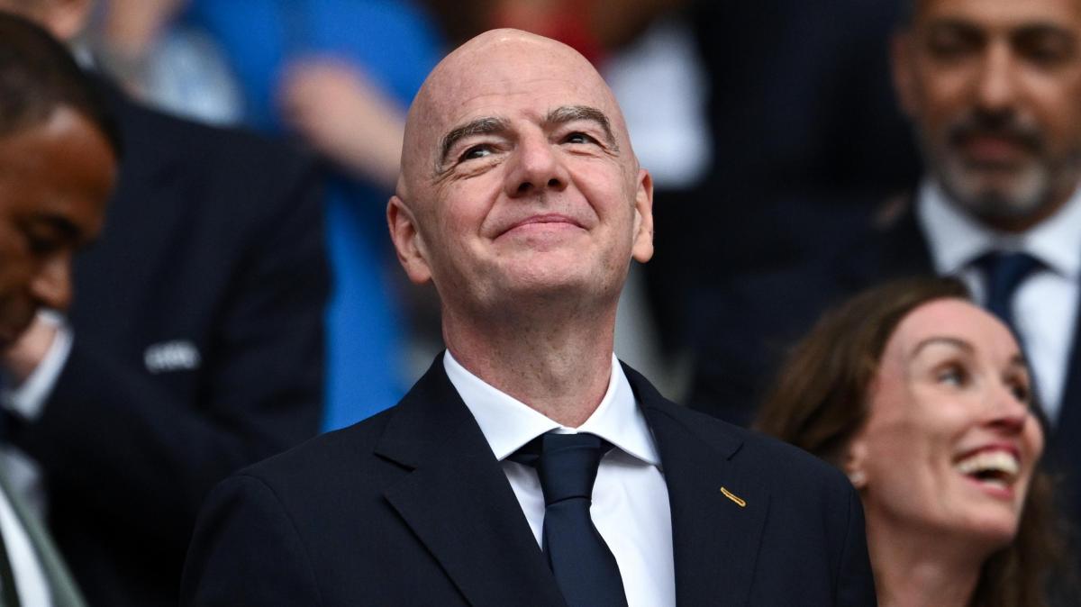 Passo indietro della Fifa: la proposta di Infantino di privatizzare il Mondiale non sarà portata avanti