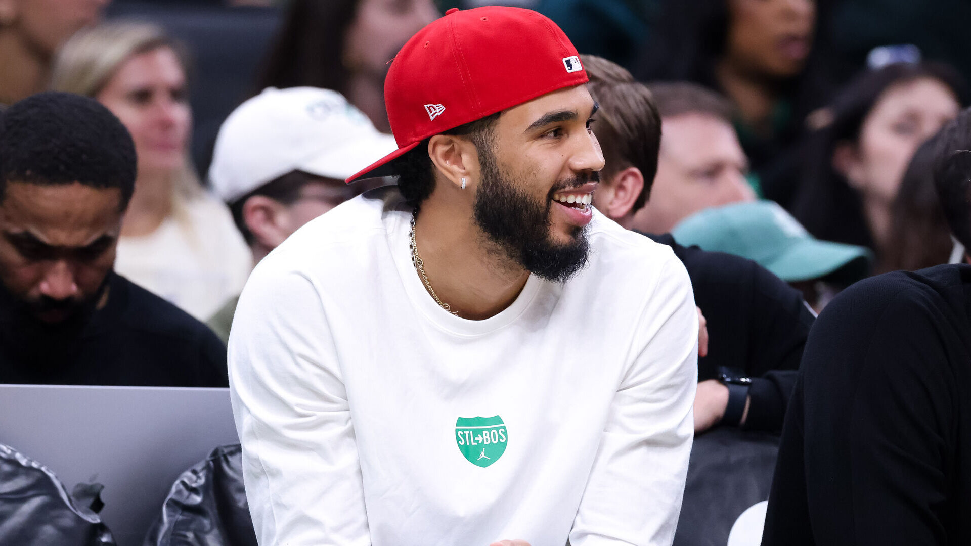 Former NBA Superstar Defends Jayson Tatum’s Controversial Grizzlies Comments