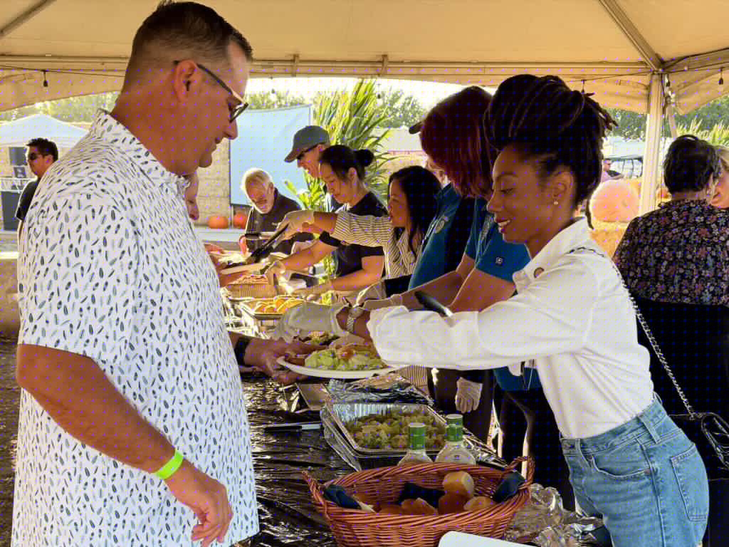 Servicemembers, community groups team up for fundraiser