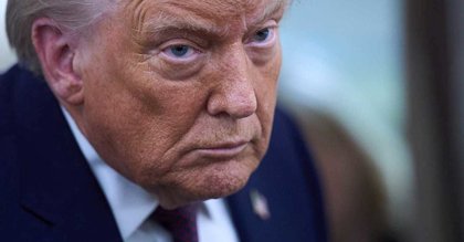 Trump expands trade war with new threat on Canada