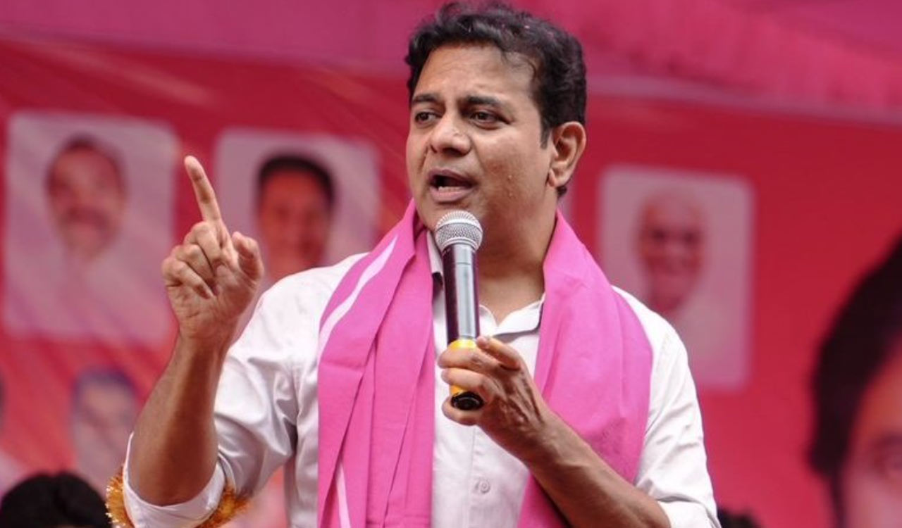 KTR condemns SIT notice to KCR