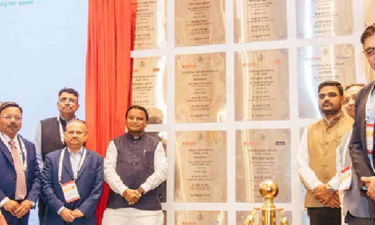CM unveils projects valued at Rs 8.8K cr in Rourkela