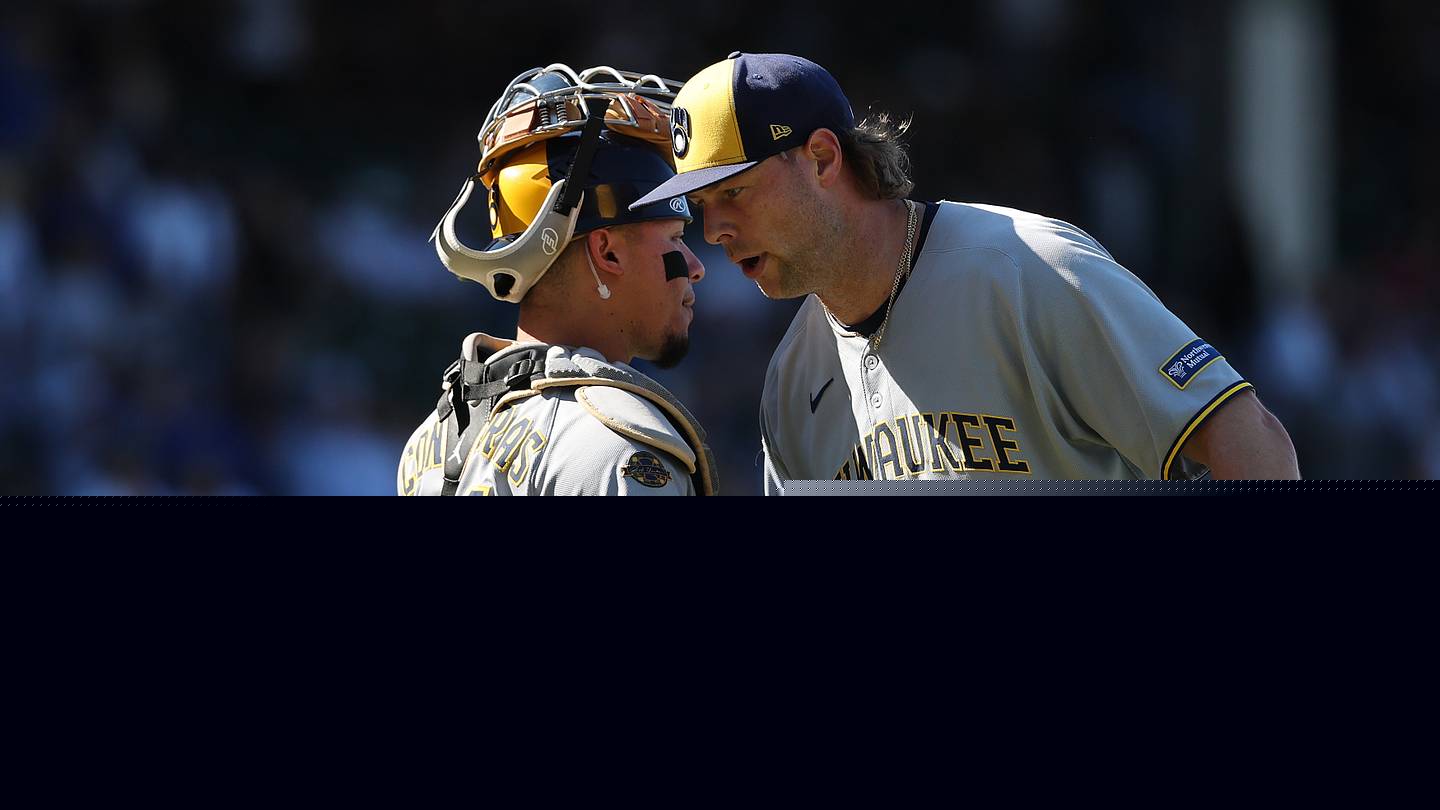 Pair of Brewers relievers just took part in baseball card opening for the ages