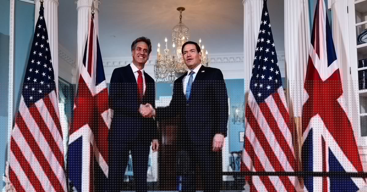 UK and US ‘closest allies’, says Miliband as he ducks criticism of Trump in DC