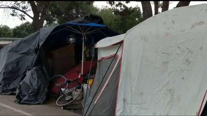 Volunteers fan out to count how many San Diegans experience homelessness