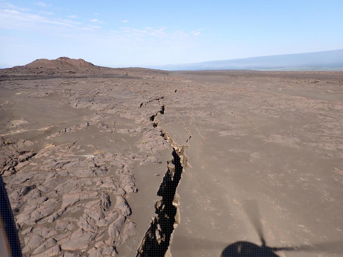 One year of Kilauea activity. Enormous inflation rates, five dike intrusions, and the awakening of the ERZ