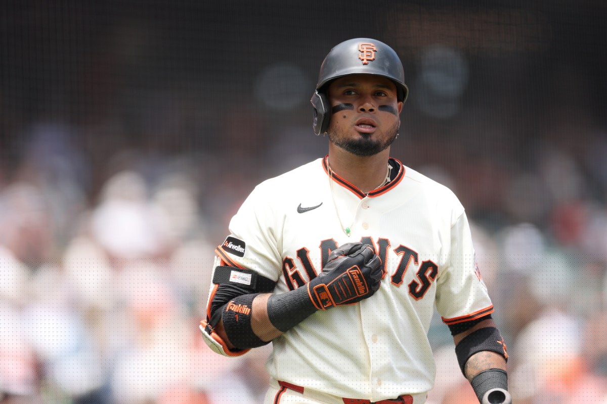 Red Sox Urged to Trade for Giants Star Infielder