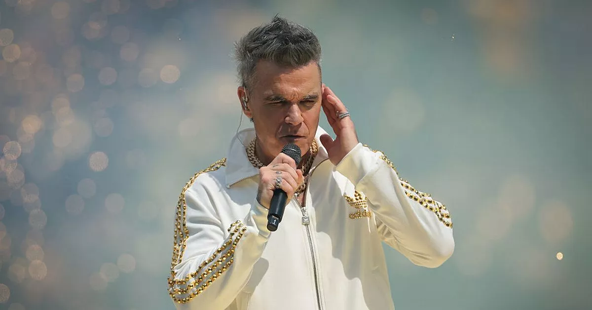 Robbie Williams shares secret health battle as he opens up about diagnosis