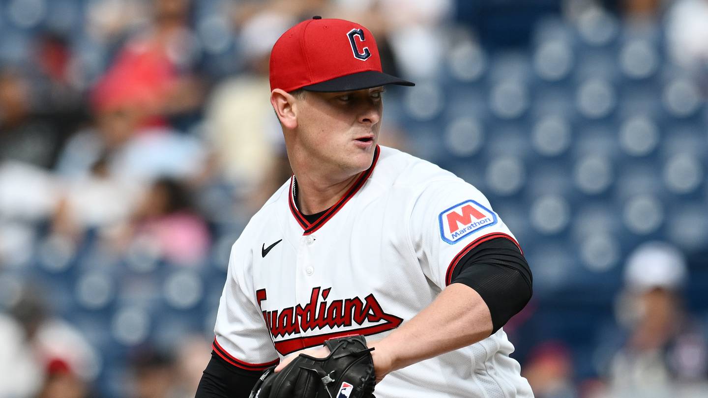 Bullpen Blunders Plague Guardians Again as Path to AL Central Crown Gets Tougher