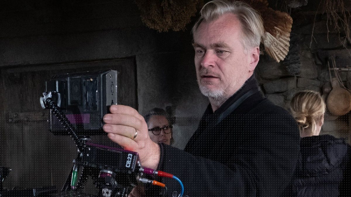 Primeiro-ministro da Grécia agradece a Christopher Nolan por "estimular" interesse na mitologia do país pelo lançamento de A Odisseia