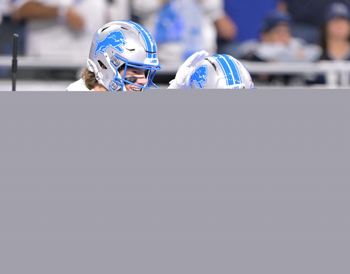 Lions' Dan Campbell follows up on potential back injury of Jahmyr Gibbs