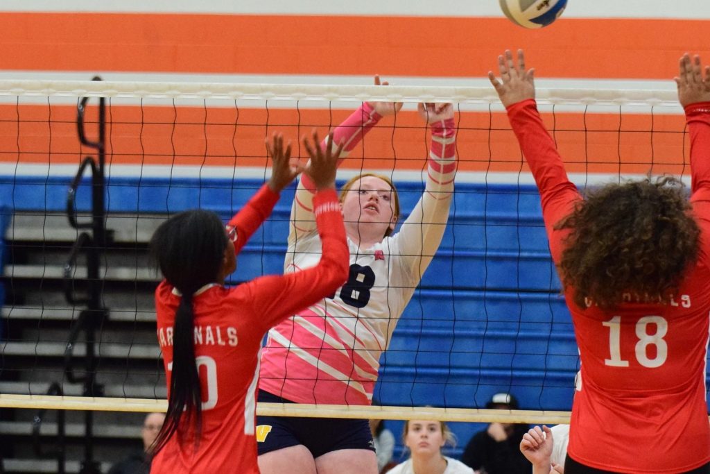 Roosevelt’s Rylie Hawkins signs on to play volleyball at Madonna University