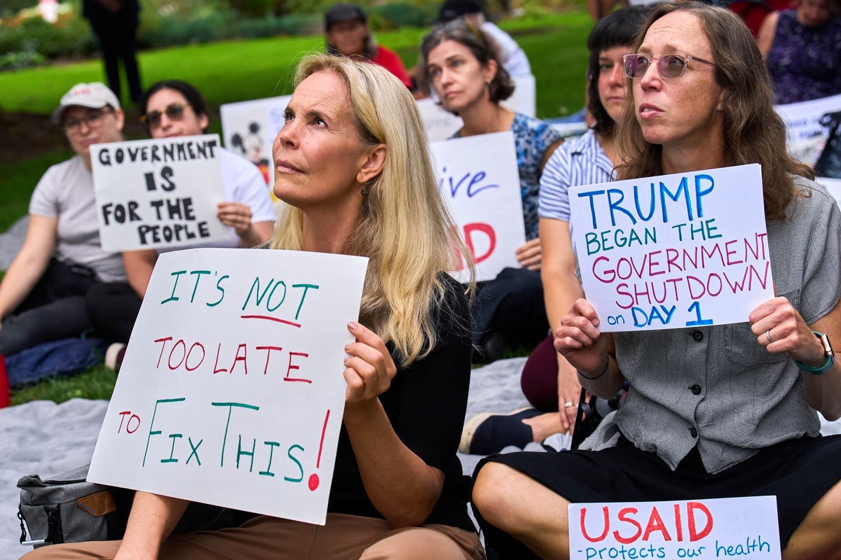 Furloughed federal workers sent anti-Democrat out-of-office replies without their knowledge