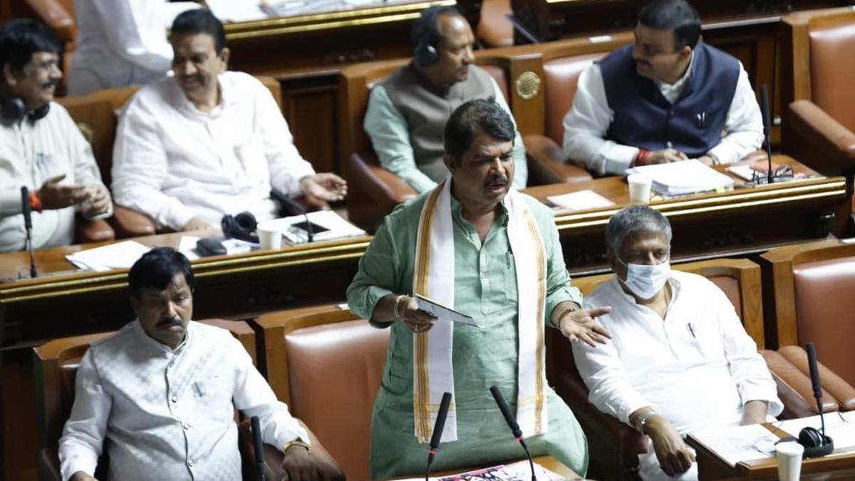 BJP, JD(S) accuse Karnataka govt of misusing tax payers’ money for ads on new job scheme