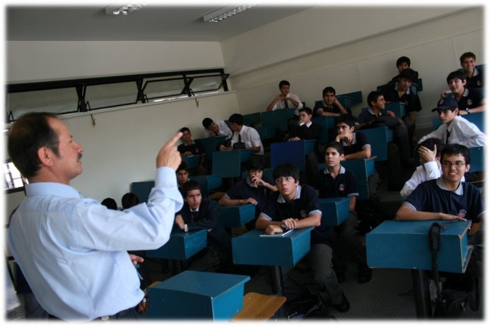 Colegio de Profesores: Aprobación de Ley de Titularidad beneficia a más de 20 mil docentes de  todo Chile