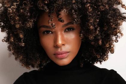 Foods That Feed Your Follicles: What to Eat for Stronger, Healthier Hair