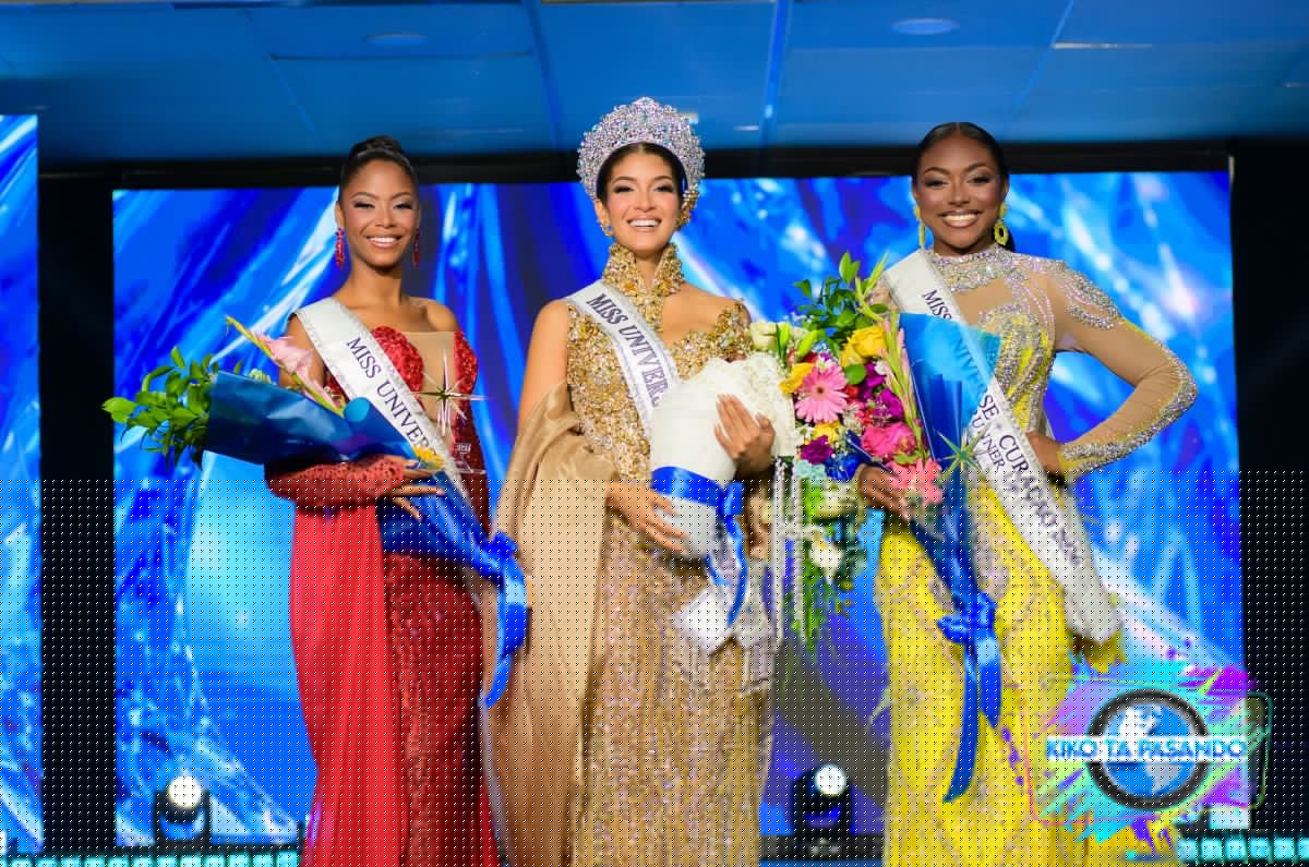 MISS UNIVERSE CURAÇAO A KORONÁ BIANTY ROJER GOMPERTS KOMO SU REINA NOBO DEN UN ANOCHI ESPEKTAKULAR
