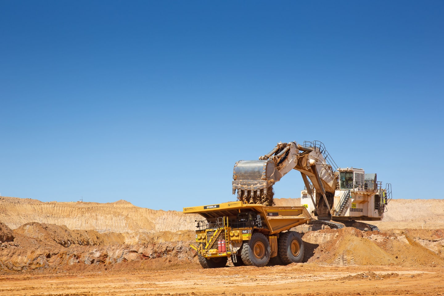 Iluka braces for $565m hit on mineral sands division