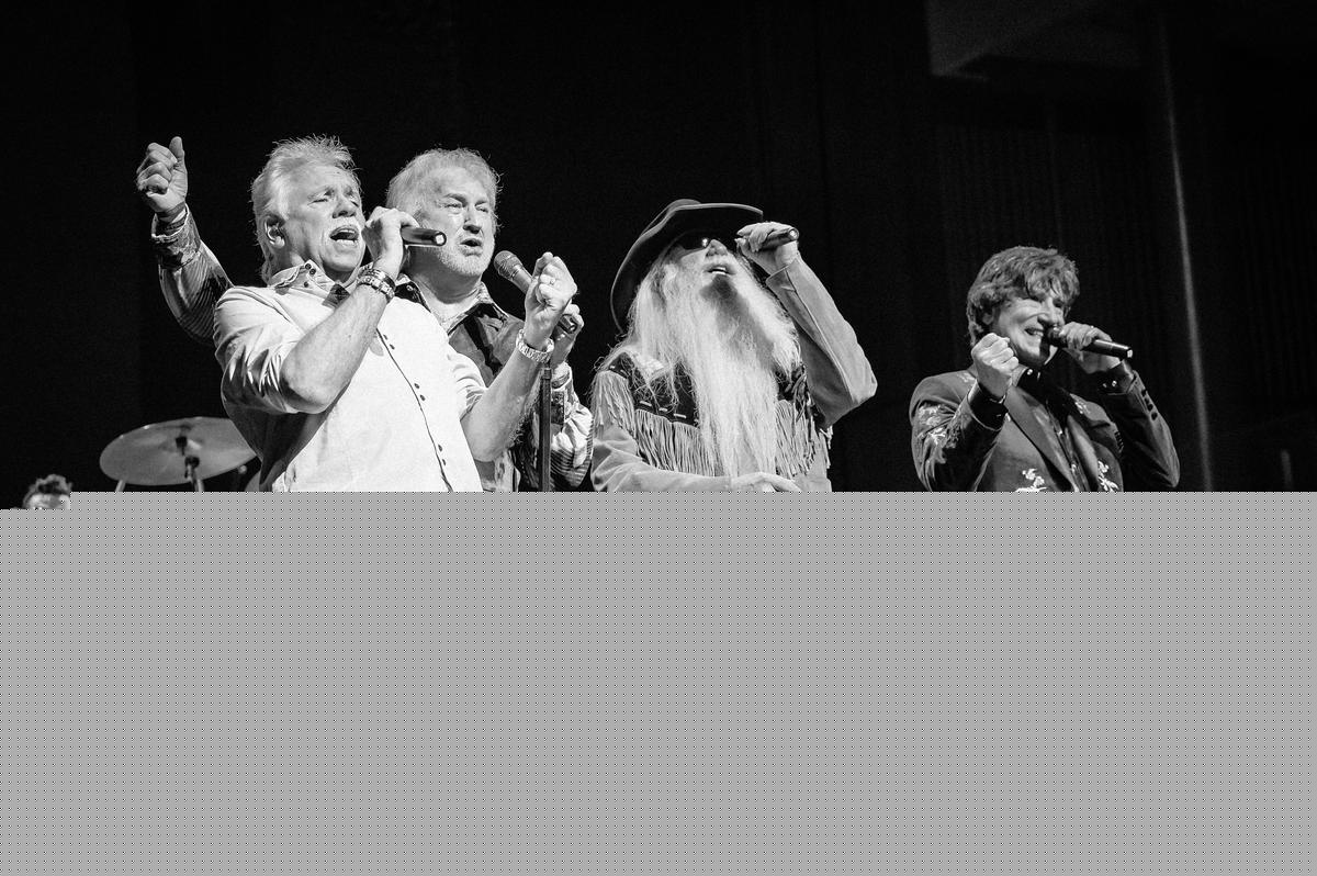 The Oak Ridge Boys Are Headed To DECC Symphony Hall