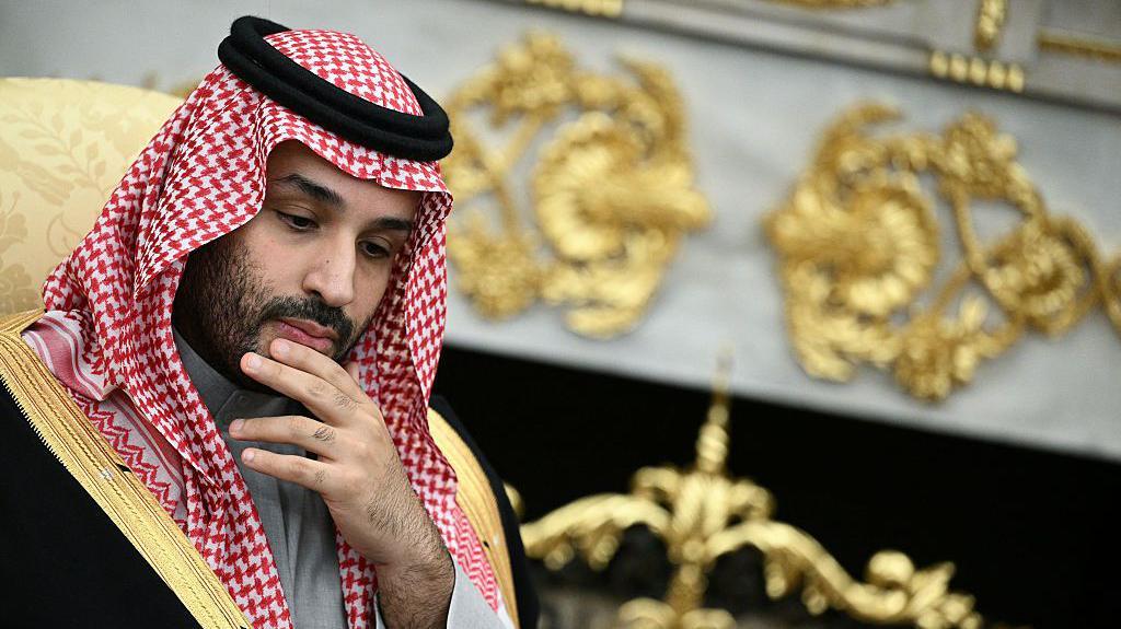 El dilema de Arabia Saudita al intentar mantenerse al margen de la guerra entre EE.UU. e Irán
