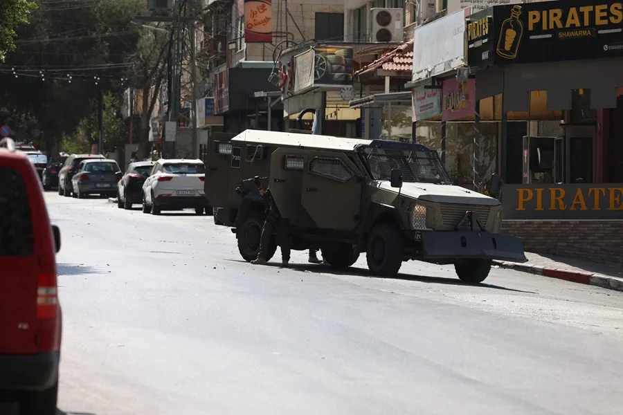 Israeli Army Launches Large-Scale West Bank Raids