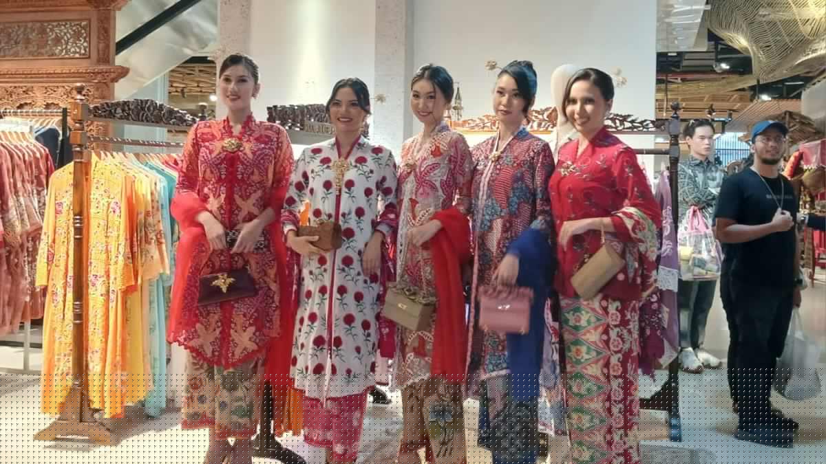 Inspirasi Makeup untuk Tampil Menawan dalam Balutan Kebaya