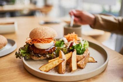 The Cozy Elegance Of Locally Owned Restaurants In Massachusetts