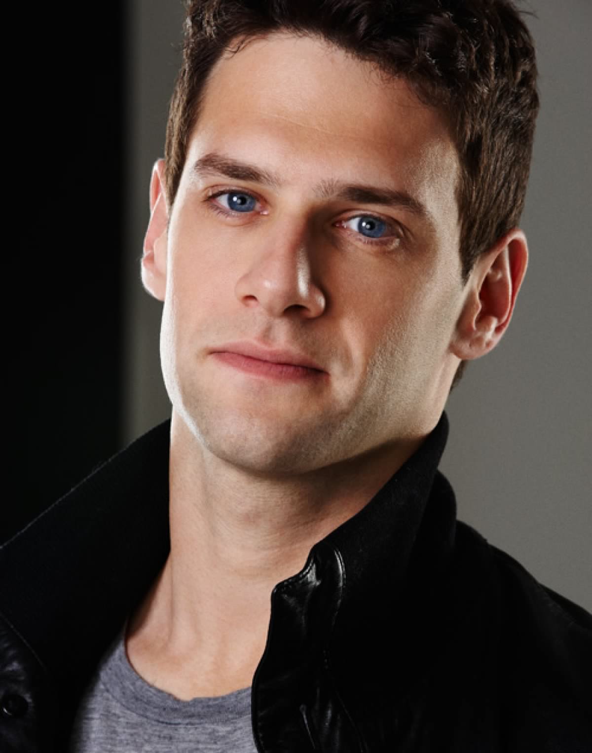 'Treasure,' 'Hangover' alum Justin Bartha joins 'Unaccustomed Earth'