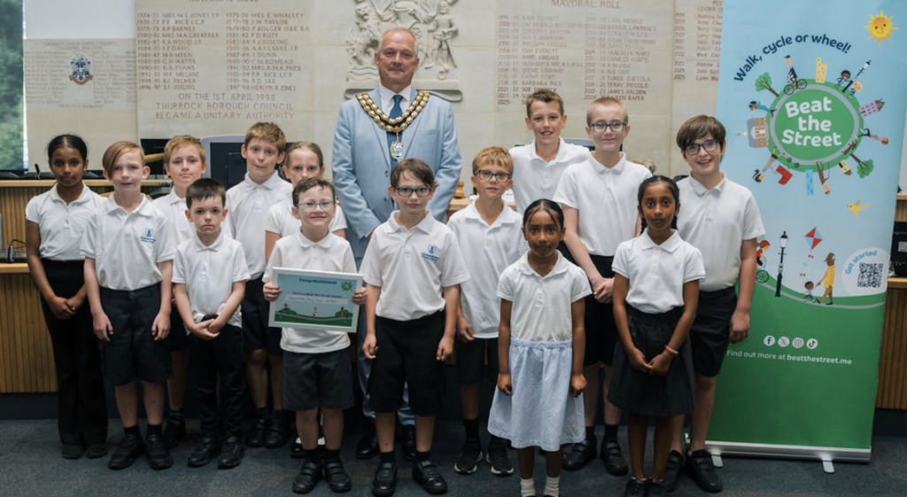 Beat the Street Tilbury and Chadwell St Mary winners receive prizes from Mayor
