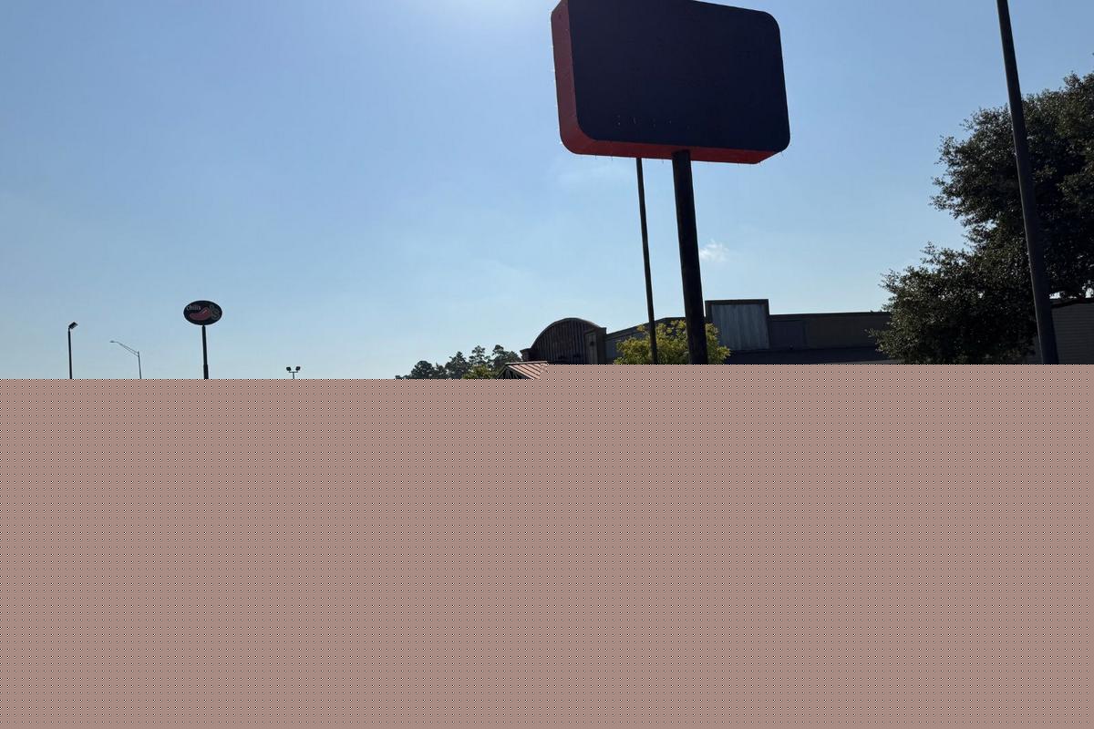 Logan’s Roadhouse in Lufkin Shuts Down for Good