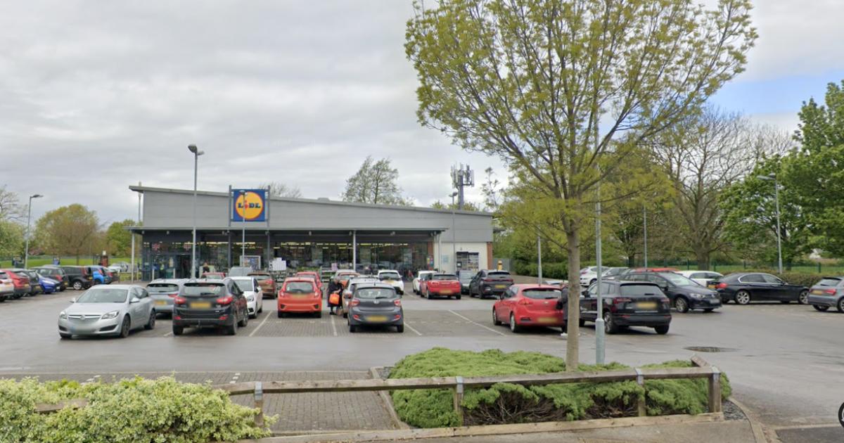 Raiders target York supermarket stealing alcohol