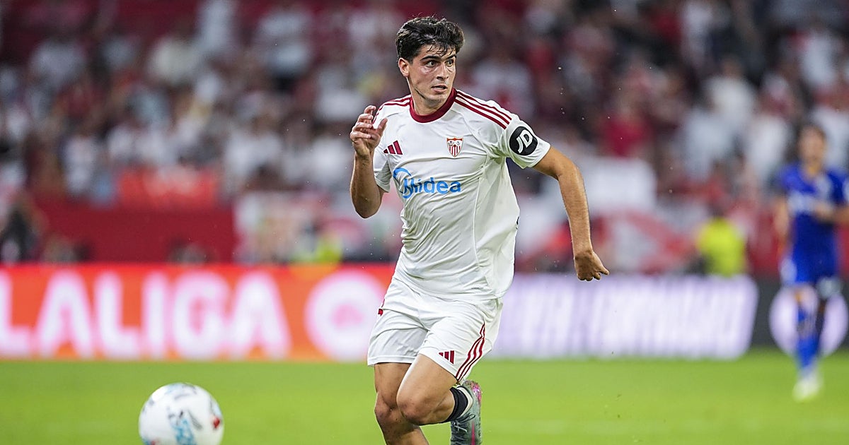 Juanlu se despide de manera emotiva del Sevilla FC