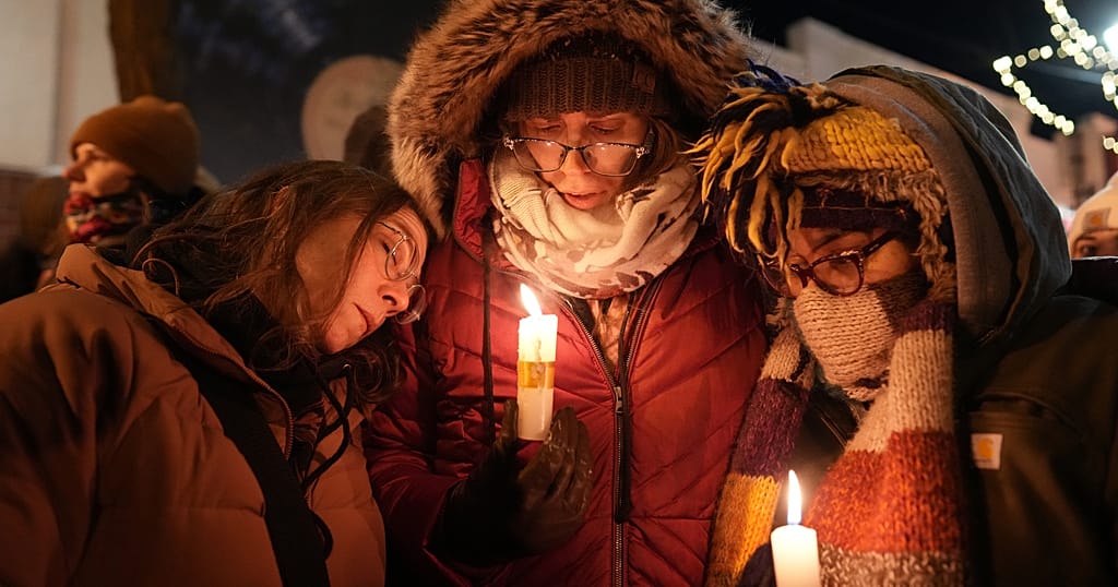 Minneapolis mourns nurse Alex Pretti fatally shot by federal immigration officers