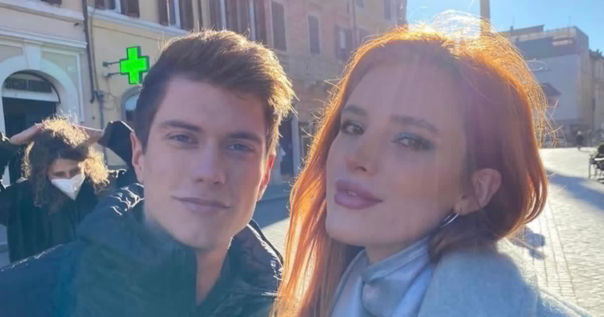 “Mi ha tradita per anni, l’ho scoperto grazie a un cameriere italiano che mi ha tradotto i messaggi”: le rivelazioni di Bella Thorne su Benjamin Mascolo