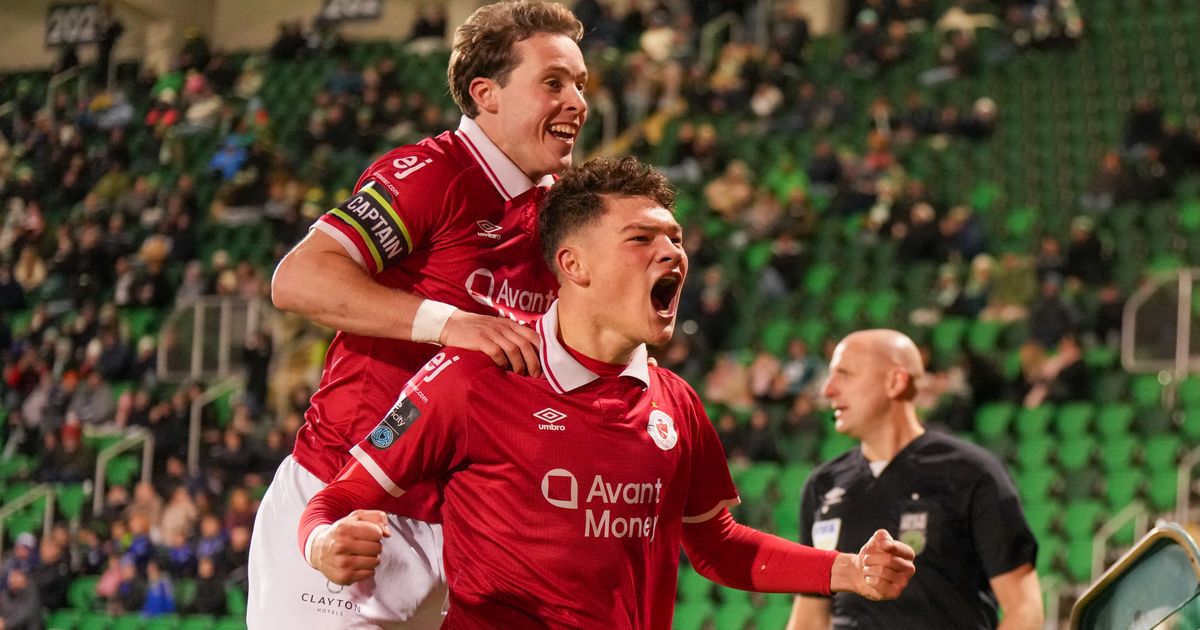 Sligo Rovers boss John Russell’s ‘another level’ message to Owen Elding as Hibernian move looms