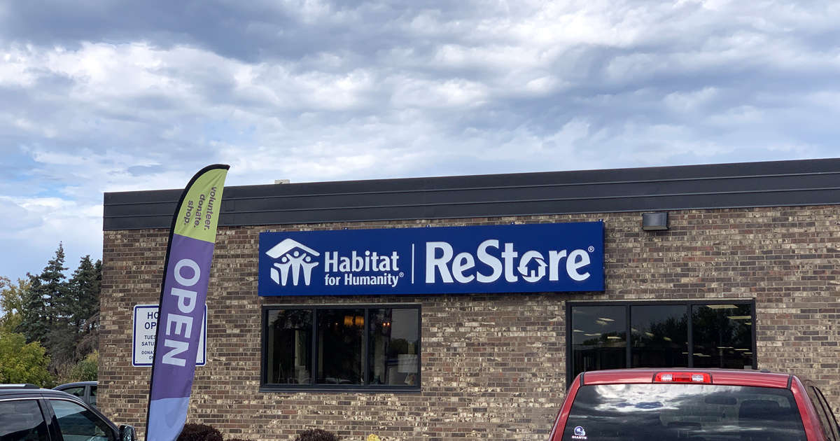 The Enormous Thrift Store In Minnesota Where You Can Furnish A Home For $300 Or Less
