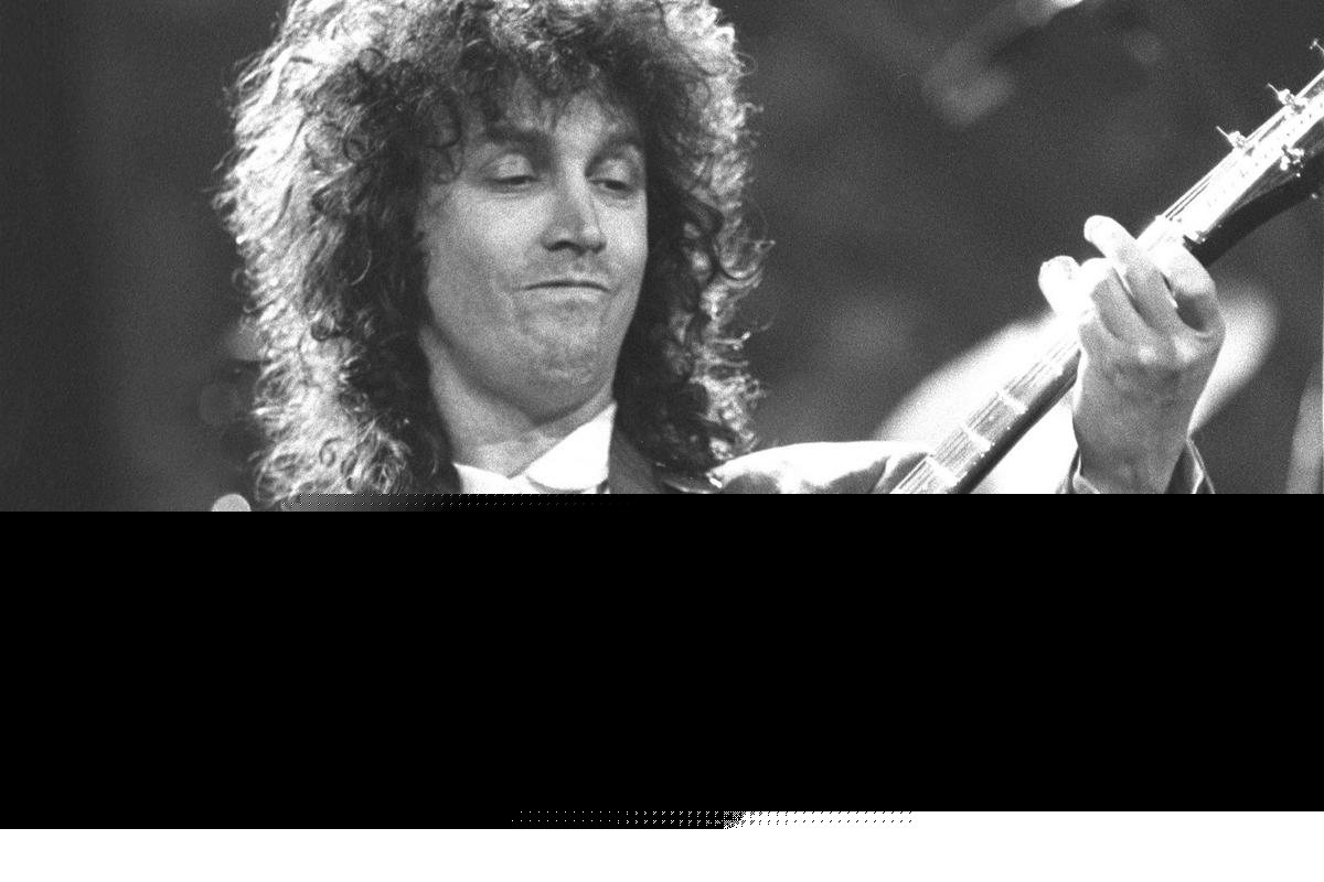 When Mike Campbell Recorded One of the 'Last Riffs Left'