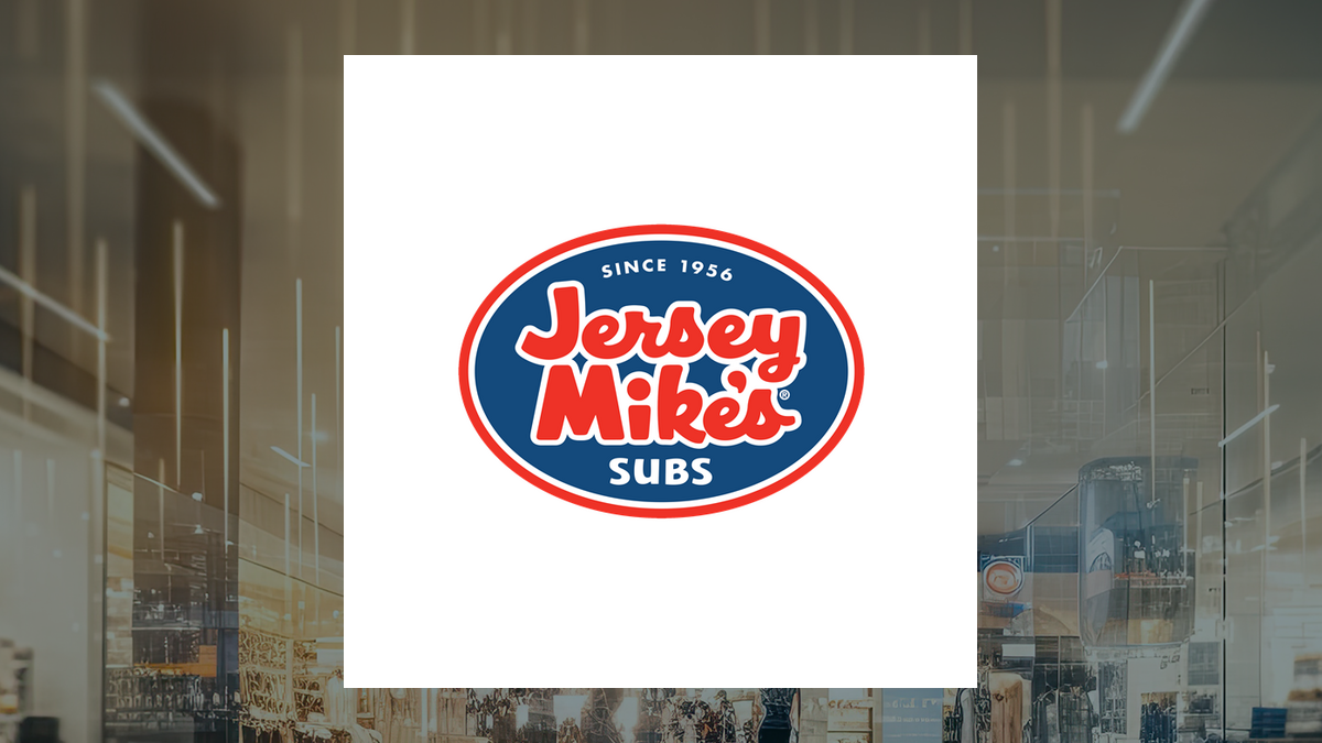 Stacy Peterson Purchases 15,000 Shares of Jersey Mike’s (NYSE:JMKE) Stock