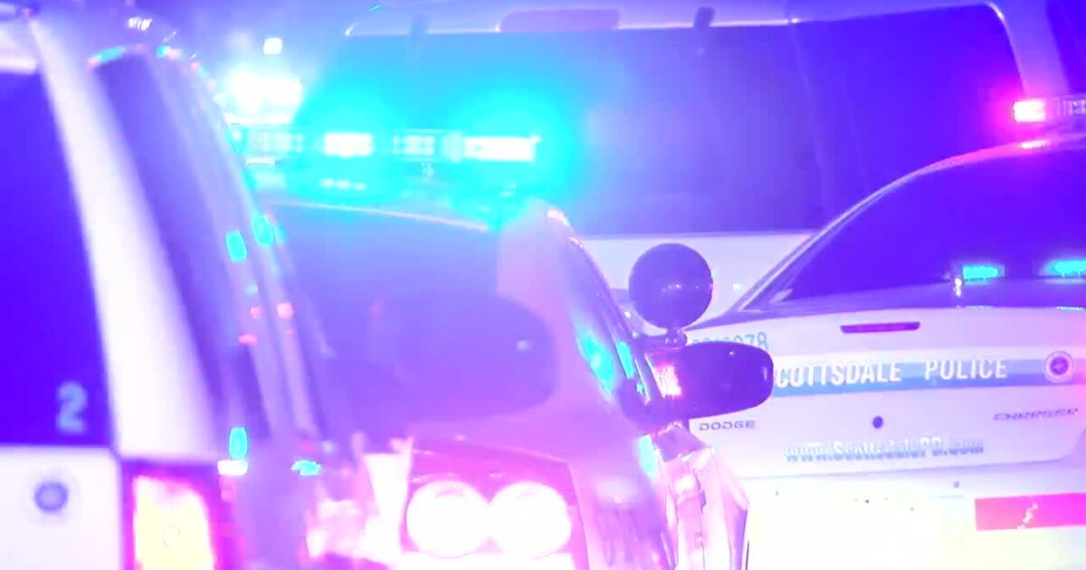 Phoenix-area man arrested for allegedly posing as teen girl online to sexually exploit 15-year-old