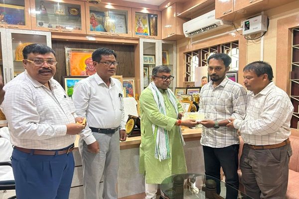 Minister hails Rs 3 lakh donation for SMA treatment