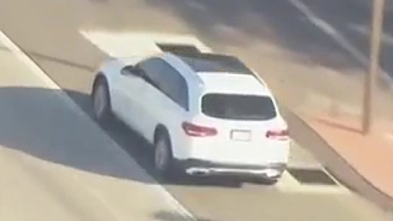 Suspect leads 40-minute police chase across LA